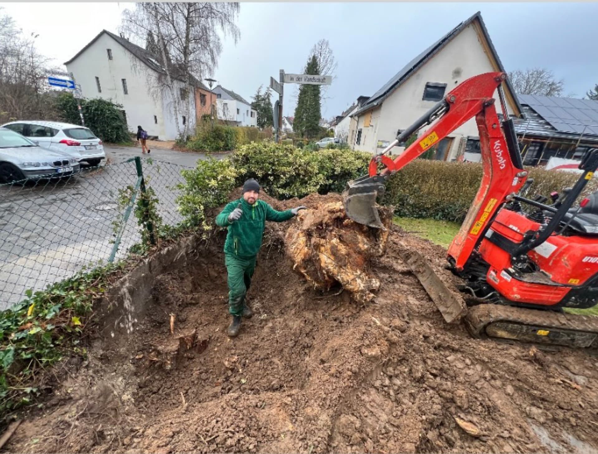 Erdarbeiten und Geländegestaltung